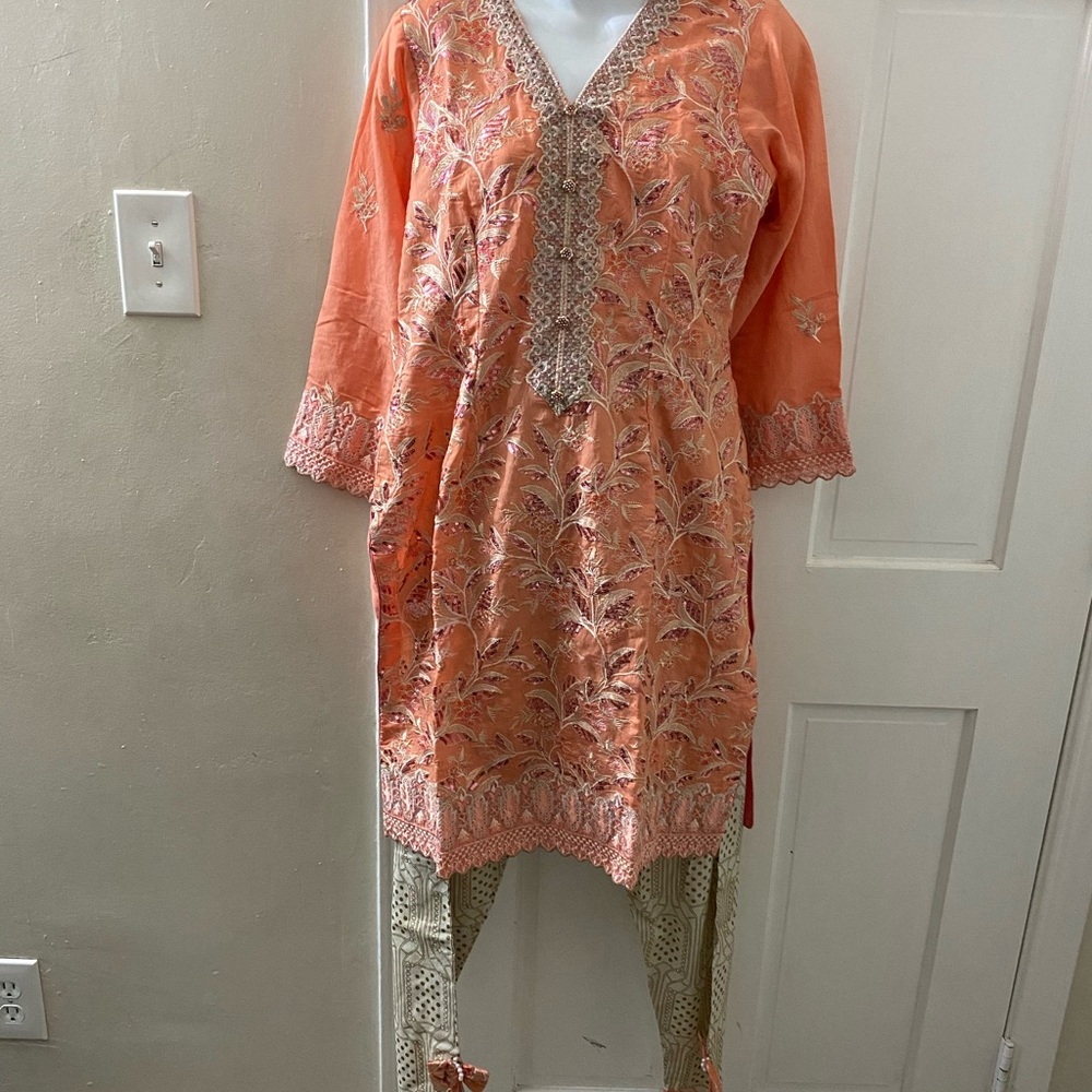 Pakistani dress new size medium